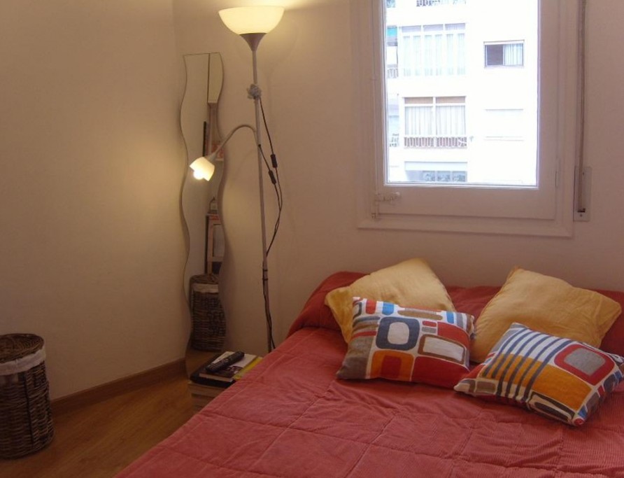 Double bedroom to rent in Barcelona
